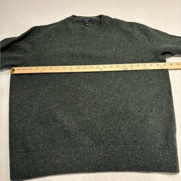 J. Crew Men's Olive Crewneck 80% Lambswool Sweater - Picture 7 of 9